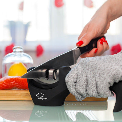 Stay Sharp – Easy Kitchen Knife Sharpening Tool